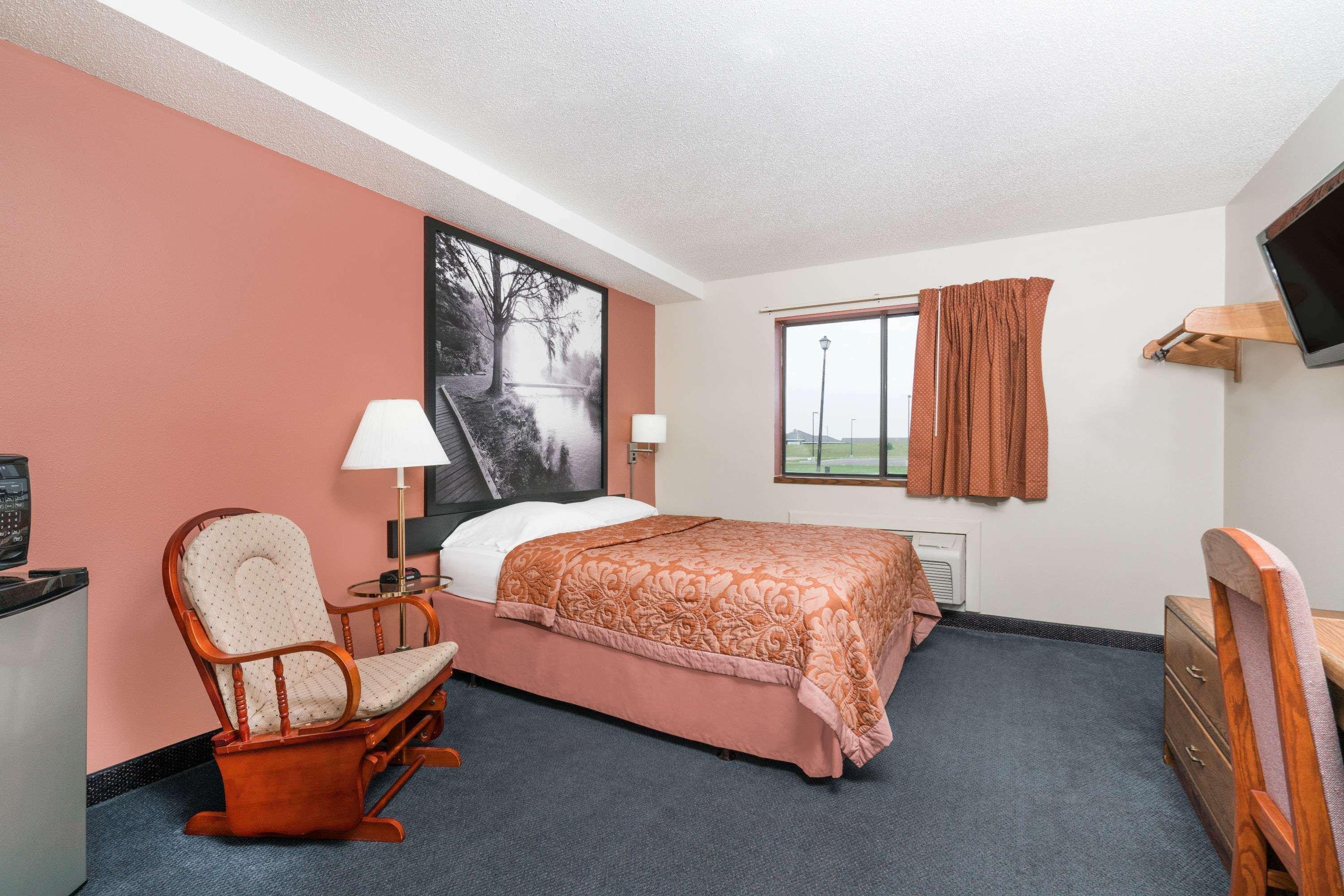 Hotel Super 8 By Wyndham Perham Exterior foto